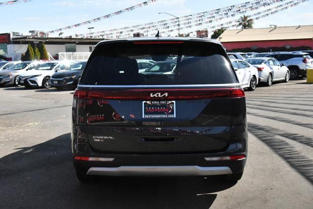 used 2023 Kia Carnival car, priced at $27,985