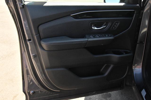 used 2024 Honda Pilot car, priced at $37,997