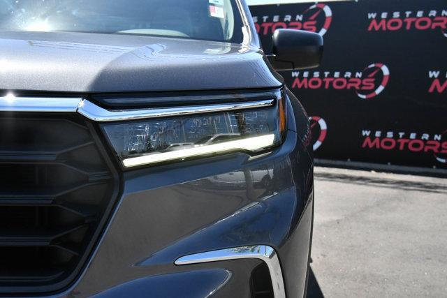 used 2023 Honda Pilot car, priced at $32,875