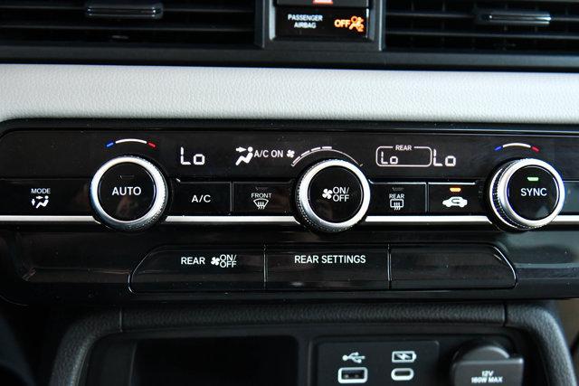 used 2023 Honda Pilot car, priced at $32,875