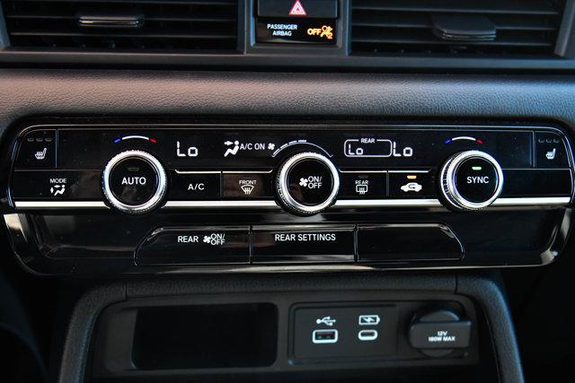 used 2025 Honda Pilot car, priced at $37,500