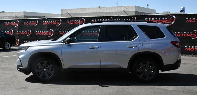 used 2025 Honda Pilot car, priced at $37,500