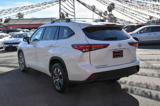 used 2020 Toyota Highlander car, priced at $27,781