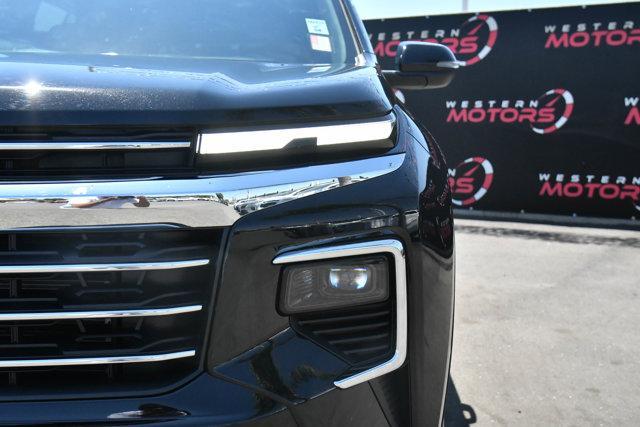 used 2025 Chevrolet Traverse car, priced at $38,999
