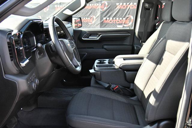 used 2024 Chevrolet Silverado 1500 car, priced at $43,520