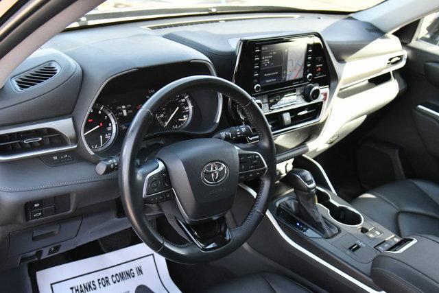 used 2021 Toyota Highlander car, priced at $29,788