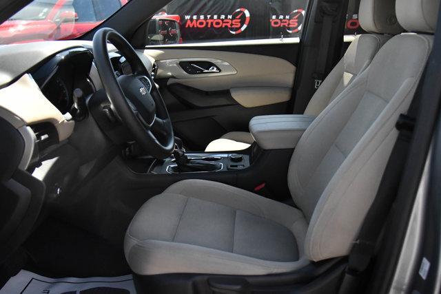used 2023 Chevrolet Traverse car, priced at $26,340