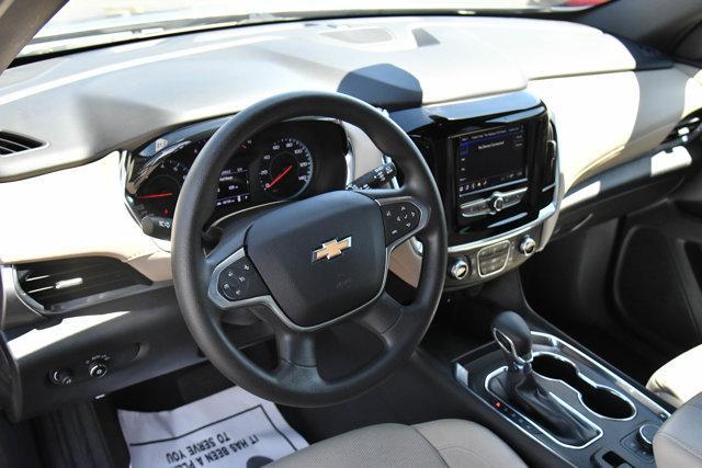used 2023 Chevrolet Traverse car, priced at $26,340