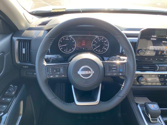 new 2025 Nissan Pathfinder car, priced at $35,421