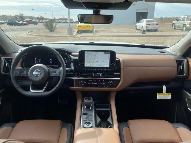 new 2025 Nissan Pathfinder car, priced at $45,652