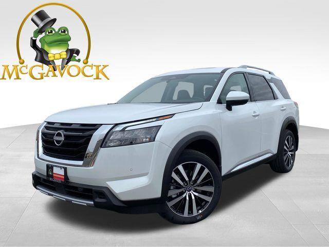 new 2025 Nissan Pathfinder car, priced at $45,652