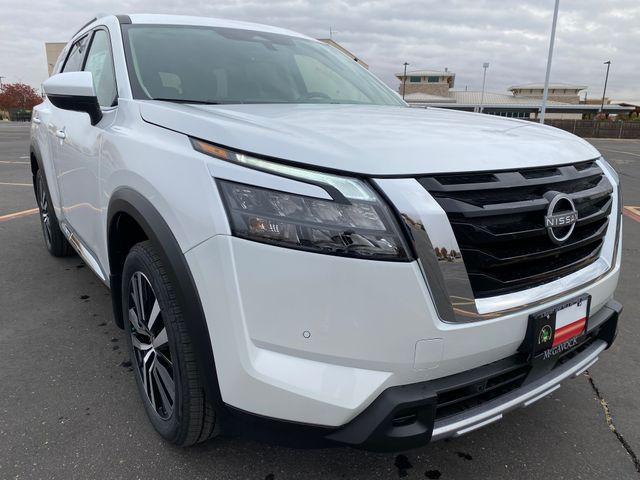 new 2025 Nissan Pathfinder car, priced at $45,573