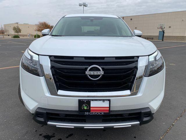 new 2025 Nissan Pathfinder car, priced at $45,573