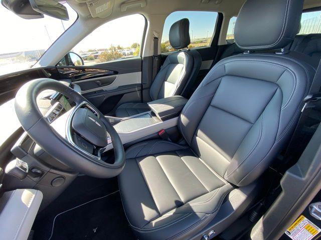 used 2025 Lincoln Nautilus car, priced at $46,992