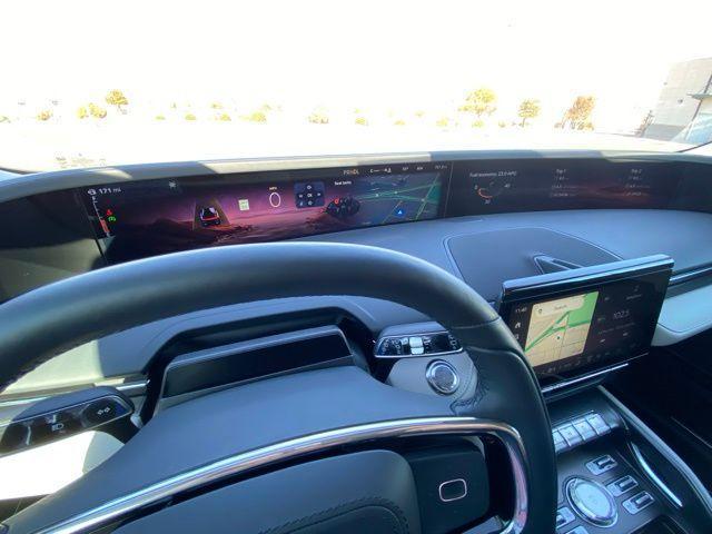 used 2025 Lincoln Nautilus car, priced at $46,992