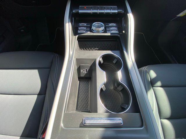 used 2025 Lincoln Nautilus car, priced at $46,992