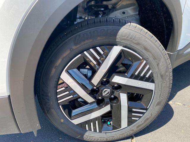 new 2026 Nissan Kicks car, priced at $23,909