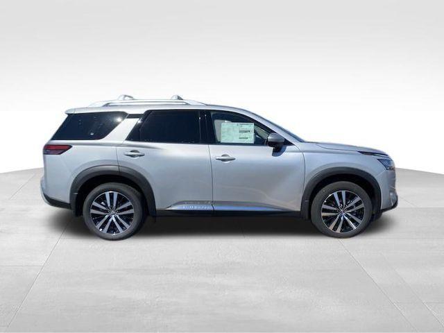 new 2025 Nissan Pathfinder car, priced at $43,638