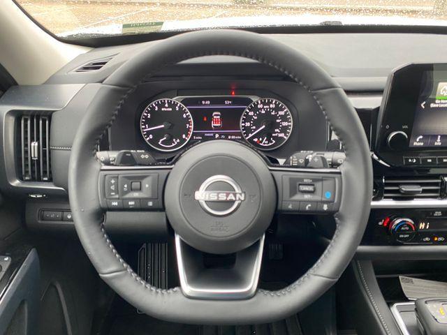 new 2025 Nissan Pathfinder car, priced at $43,638