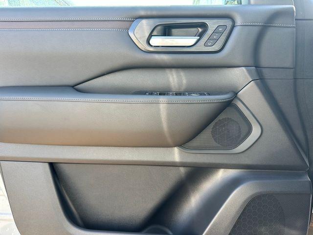 new 2025 Nissan Armada car, priced at $64,034