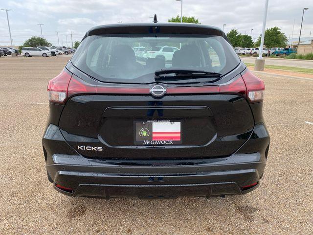 new 2025 Nissan Kicks Play car, priced at $22,125