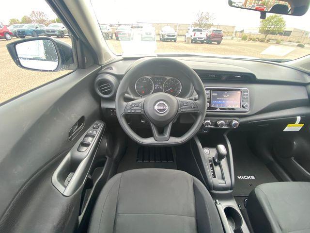 new 2025 Nissan Kicks Play car, priced at $22,125