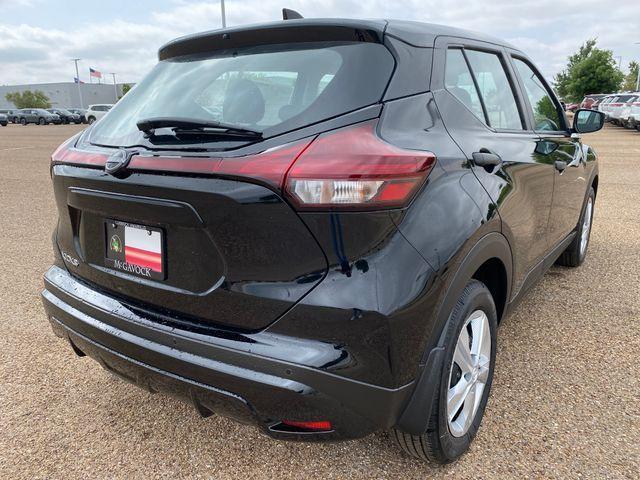 new 2025 Nissan Kicks Play car, priced at $22,125