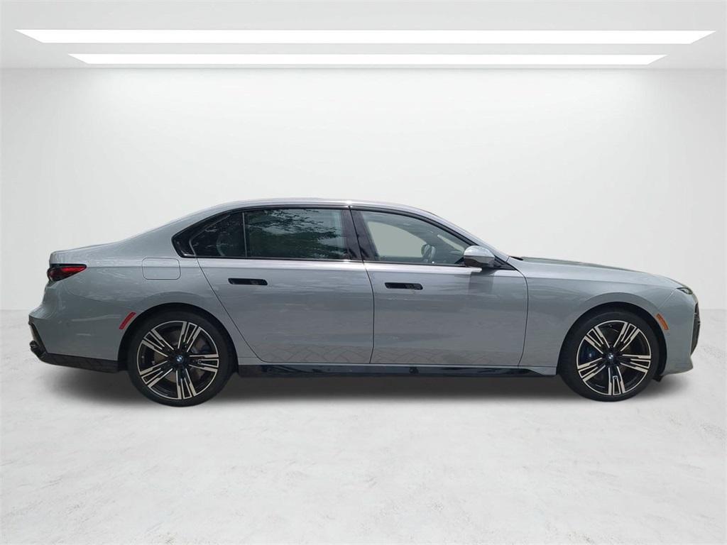 new 2025 BMW 760 car, priced at $133,930
