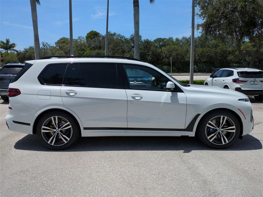 new 2026 BMW X7 car, priced at $98,685