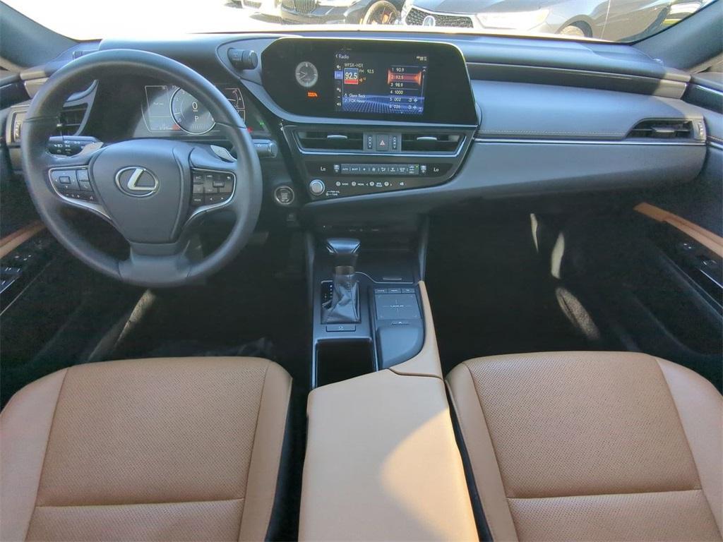 used 2022 Lexus ES 350 car, priced at $32,997