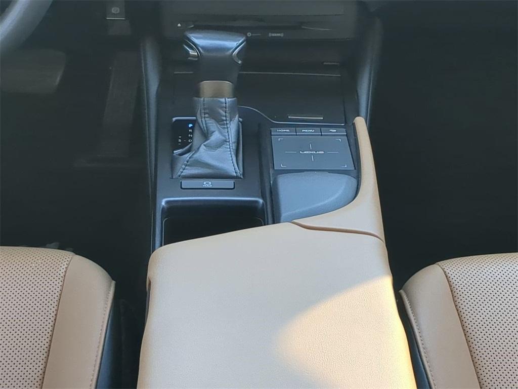 used 2022 Lexus ES 350 car, priced at $32,997