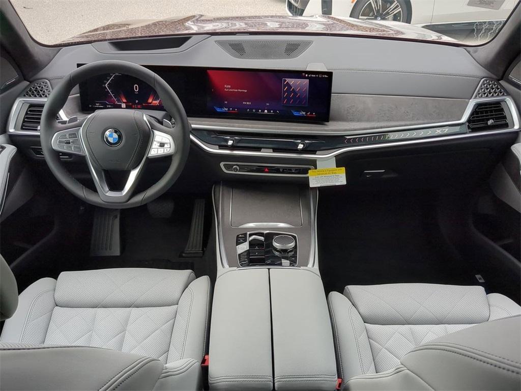 new 2025 BMW X7 car, priced at $92,050