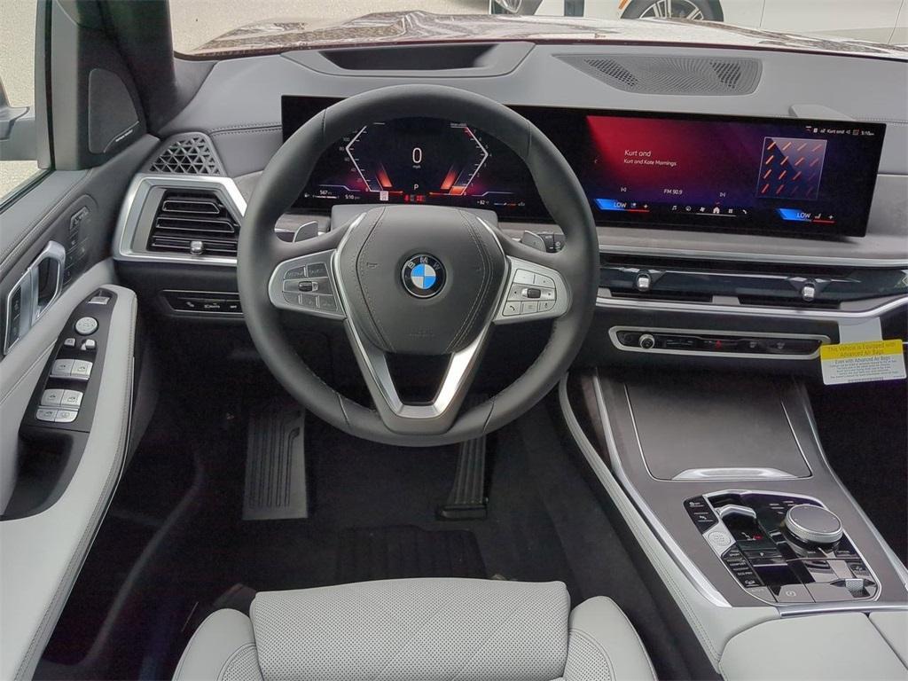 new 2025 BMW X7 car, priced at $92,050