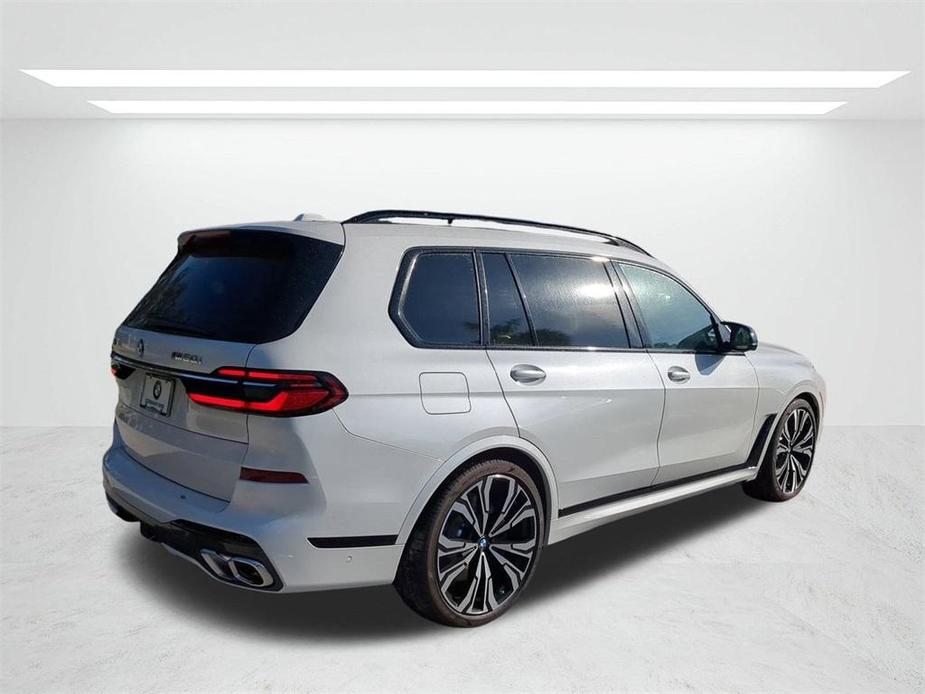 new 2025 BMW X7 car, priced at $118,485