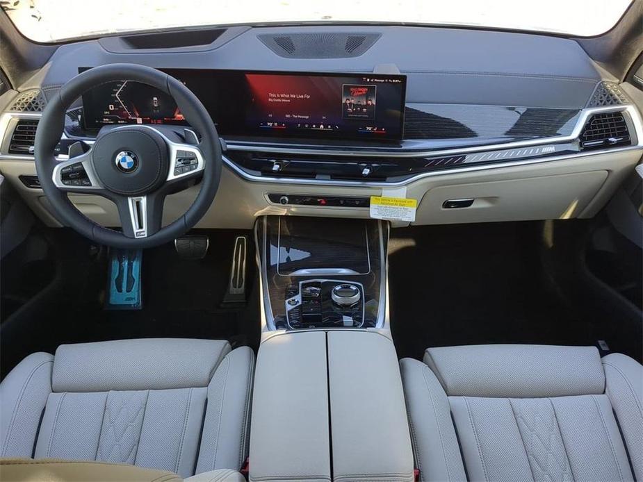 new 2025 BMW X7 car, priced at $118,485