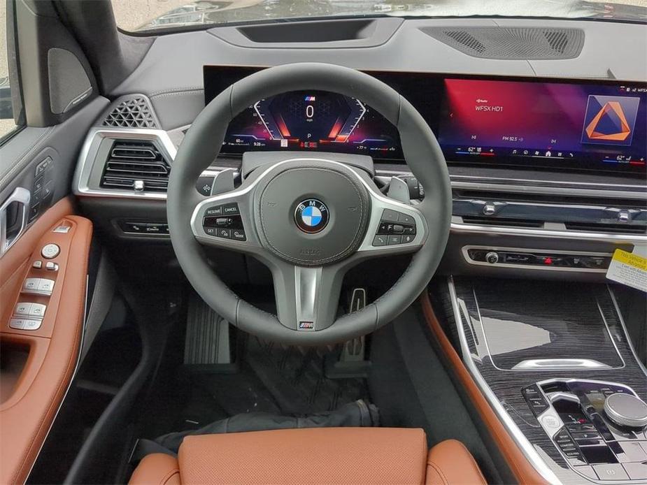 new 2025 BMW X7 car, priced at $98,205