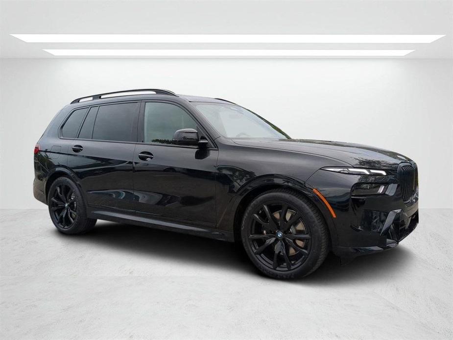 new 2025 BMW X7 car, priced at $98,205