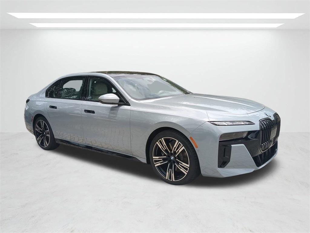 new 2025 BMW 760 car, priced at $132,825
