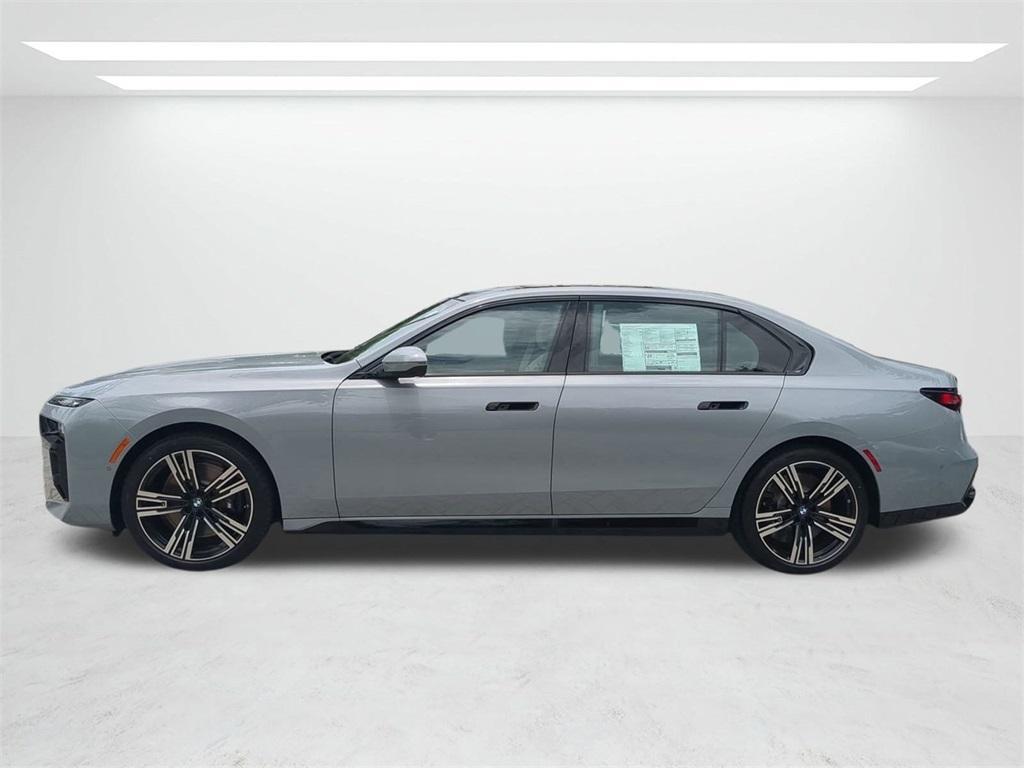 new 2025 BMW 760 car, priced at $132,825
