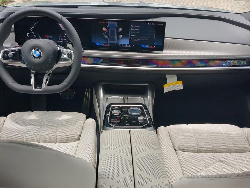 new 2025 BMW 760 car, priced at $132,825