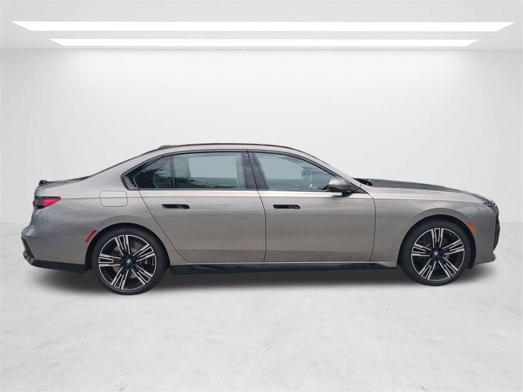 new 2025 BMW 760 car, priced at $132,825