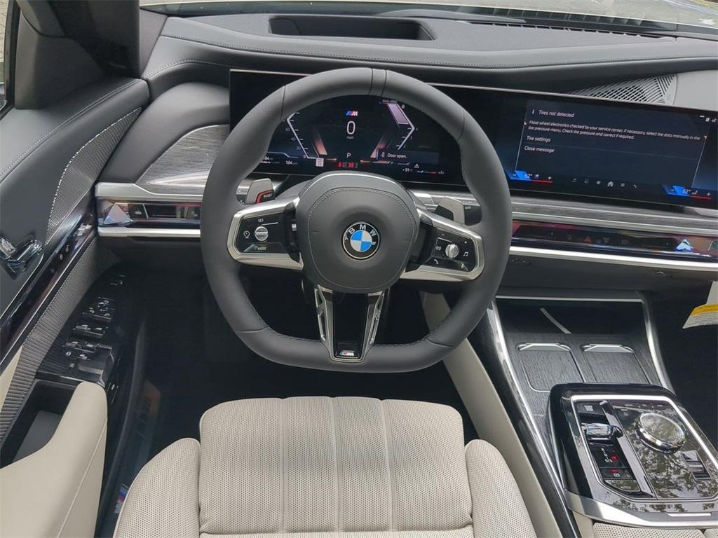 new 2025 BMW 760 car, priced at $132,825