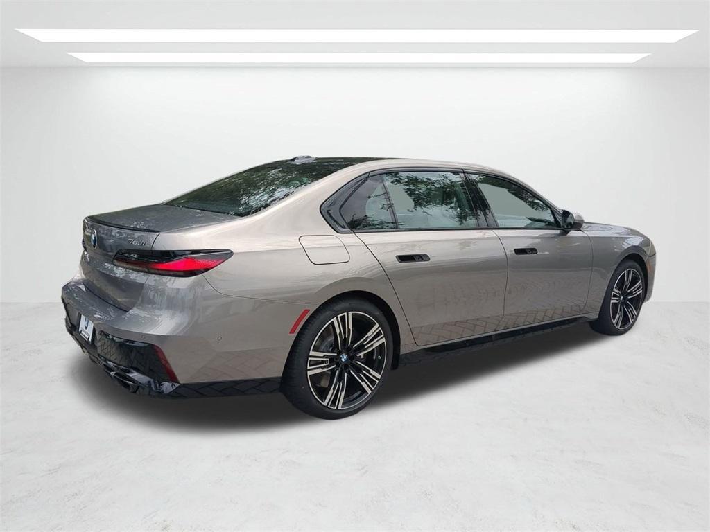 new 2025 BMW 760 car, priced at $132,825