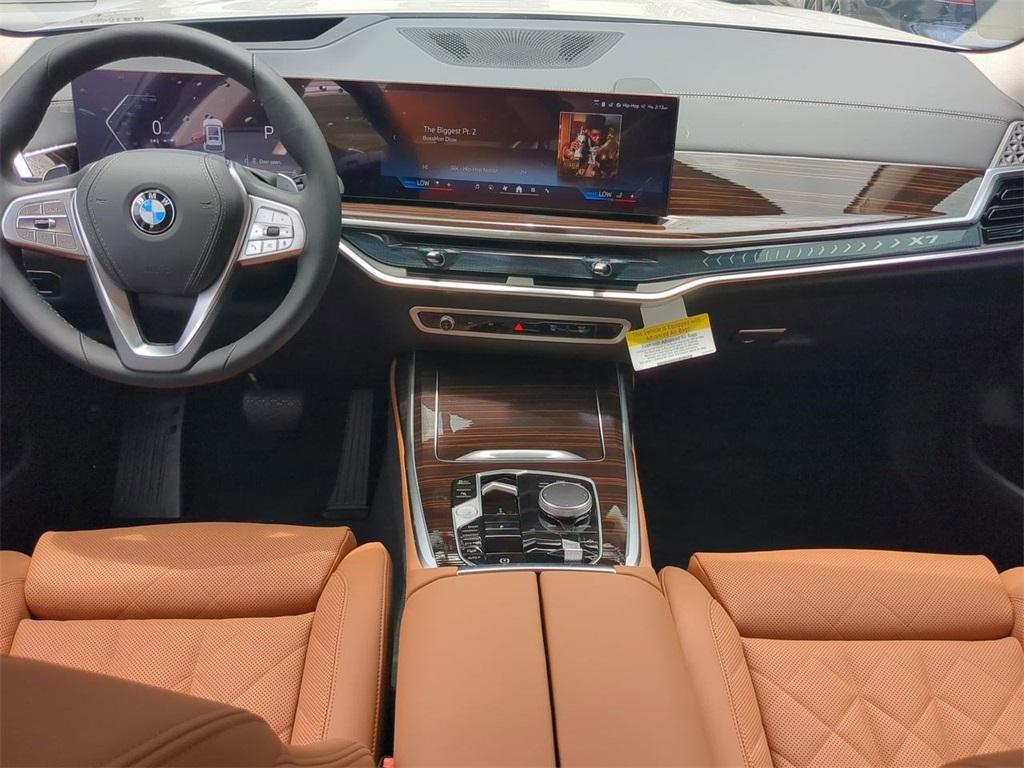 new 2026 BMW X7 car, priced at $93,340