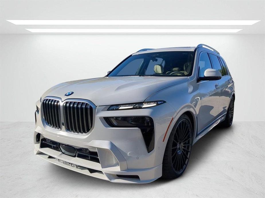 new 2025 BMW X7 car, priced at $157,345