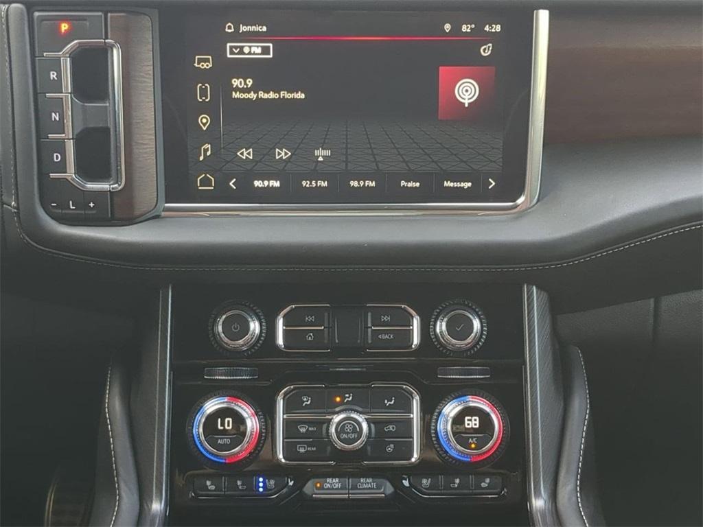 used 2023 GMC Yukon car, priced at $76,452