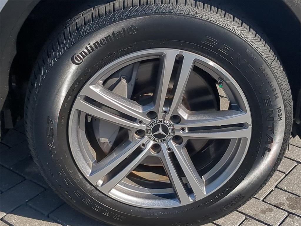 used 2022 Mercedes-Benz GLC 300 car, priced at $31,995