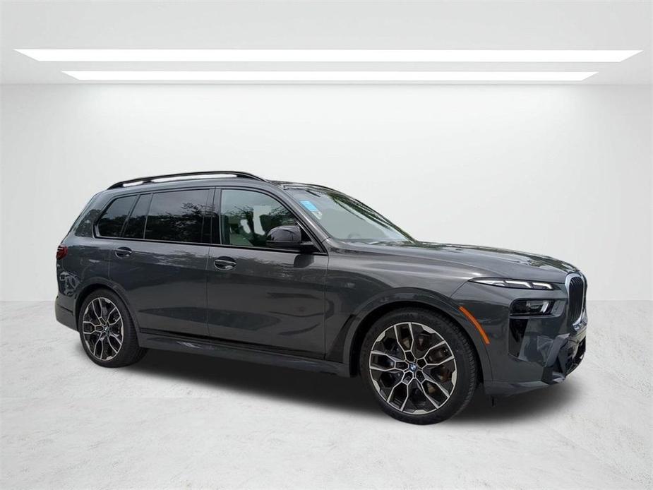 new 2025 BMW X7 car, priced at $118,505