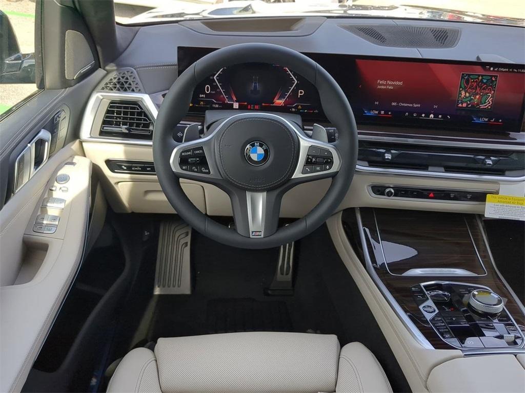 new 2025 BMW X7 car, priced at $103,785