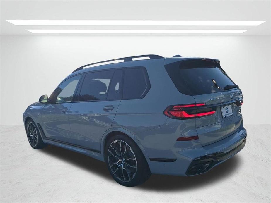 new 2025 BMW X7 car, priced at $116,570